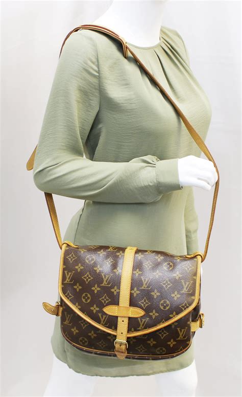 louis vuitton monogram saumur 30